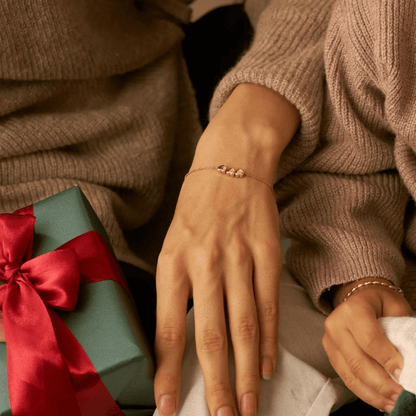 Brățară personalizată cu inițială în formă de inimă