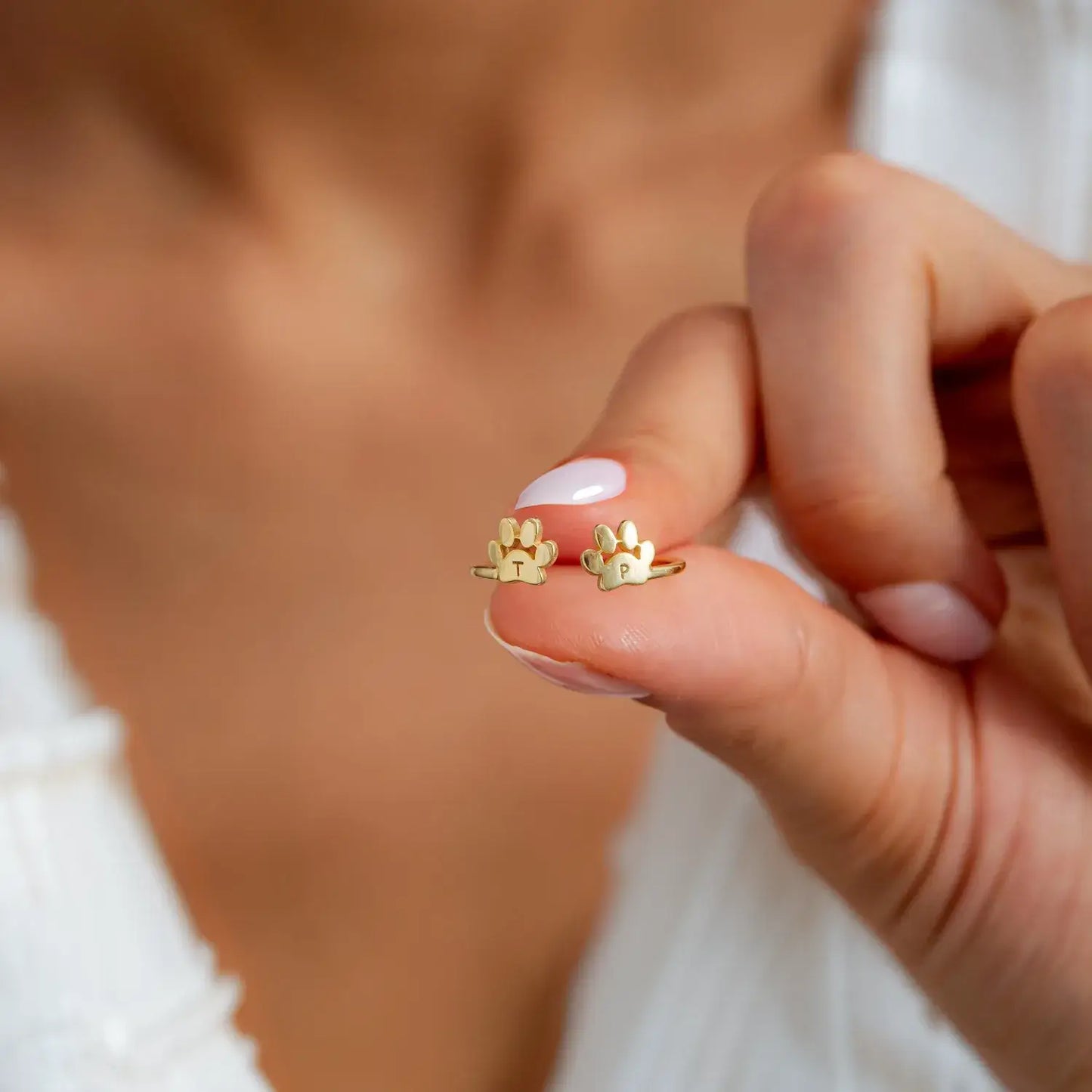 Inel personalizat cu inițiala animalului de companie