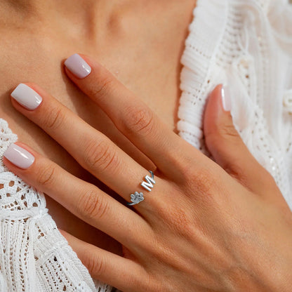 Inel personalizat cu inițiala animalului de companie