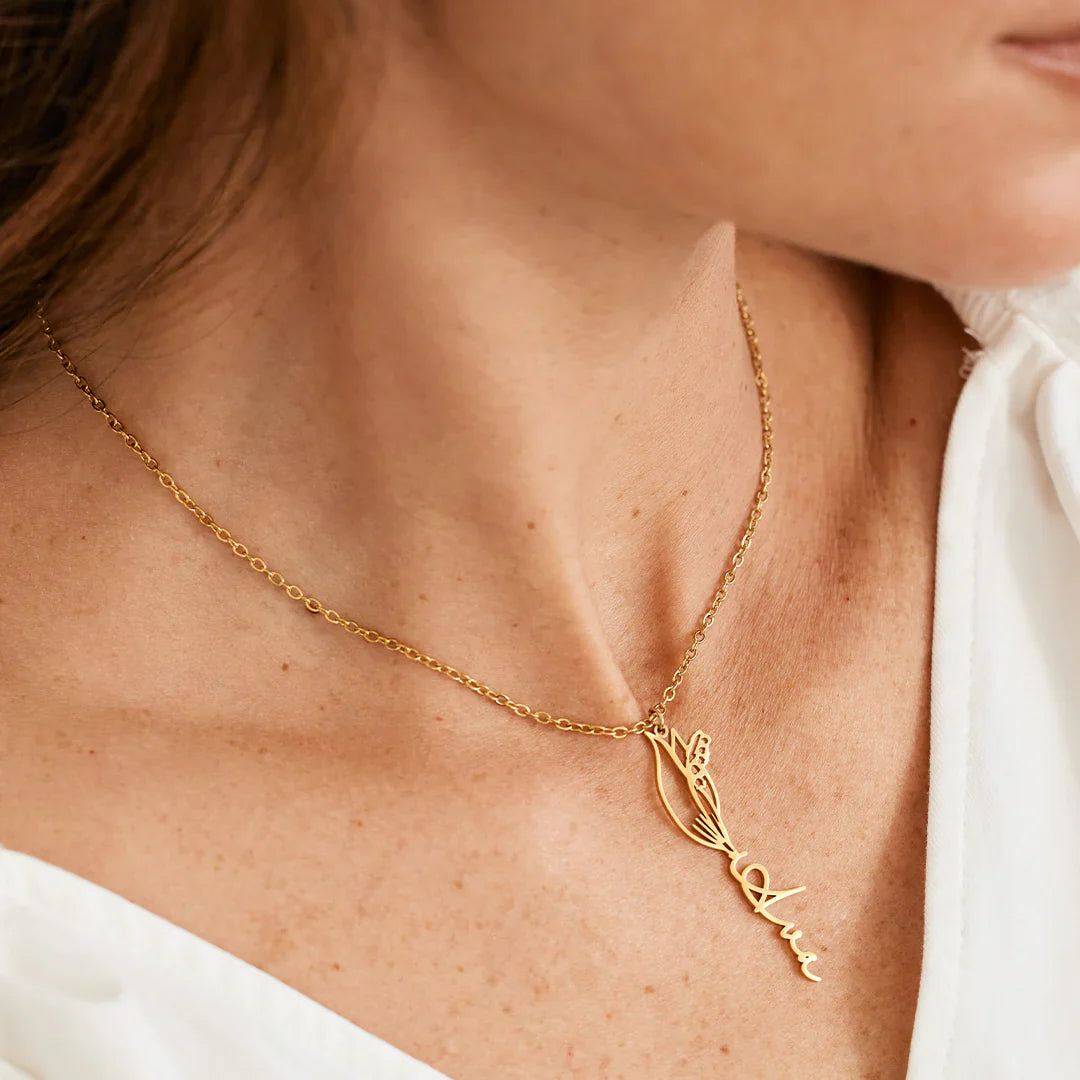 Colier personalizat cu nume și floarea natală