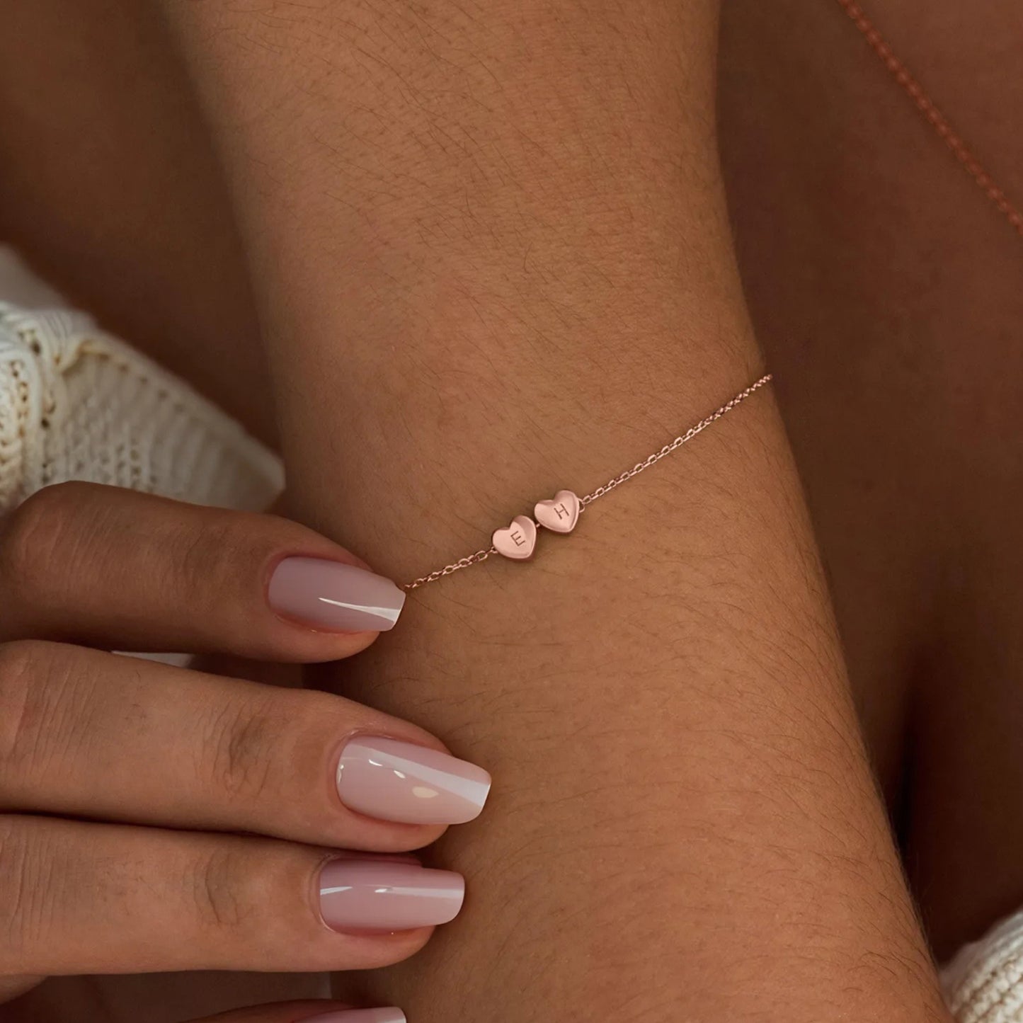 Brățară personalizată cu inițială în formă de inimă